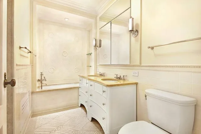 $5,400,000 | 36 Gramercy Park East, Unit 2SW | Gramercy