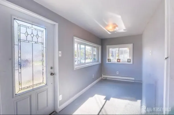 a view of livingroom with furniture