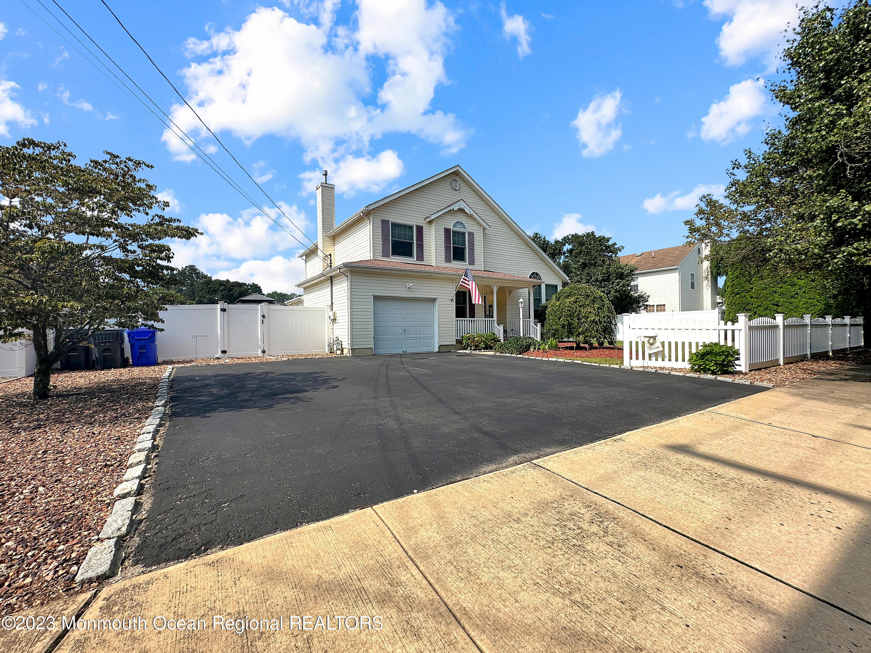 464 Adamston Road Brick, NJ 08723 - Photo 2 of 23 17
