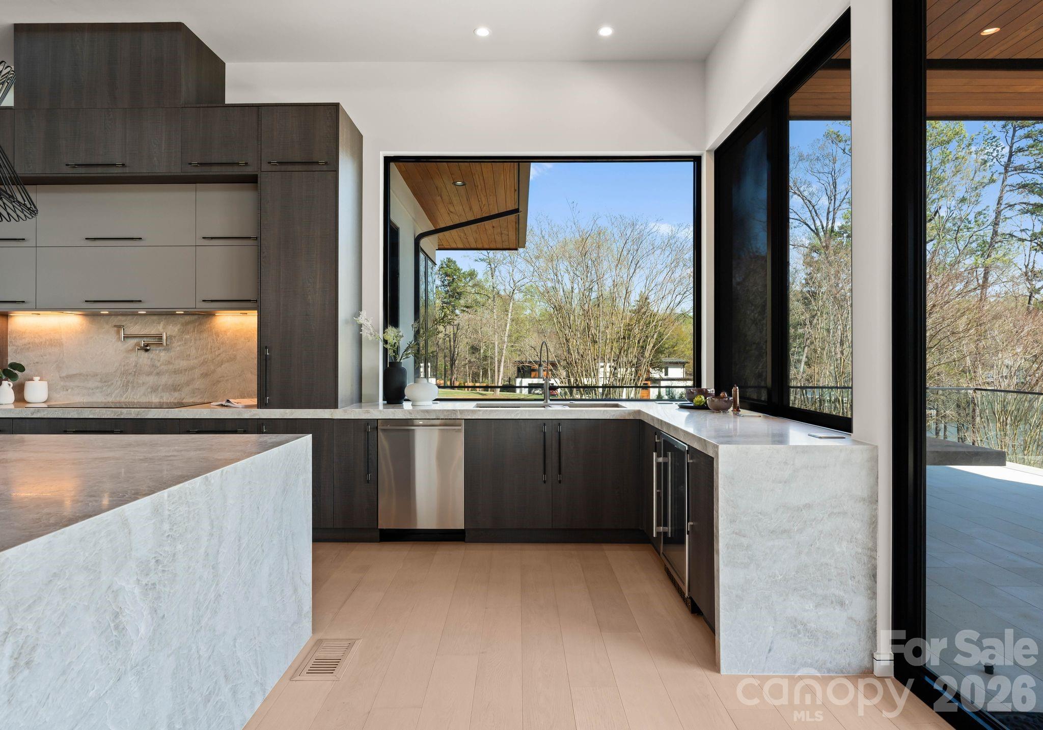 6000 Midsomer Road Charlotte, NC 28214 - Photo 19 of 48