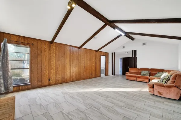 $2,150 | 10706 Sagebluff Drive, Houston, TX 77089