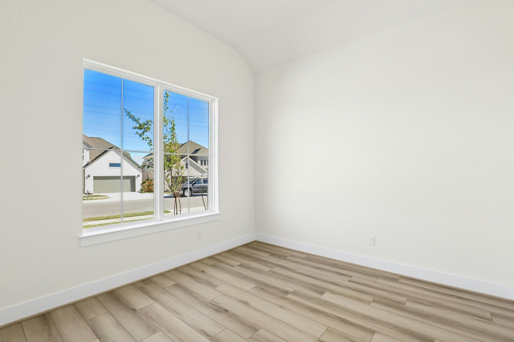 19512 Judys View Pflugerville, TX 78660 - Photo 14 of 38 an empty room with a window