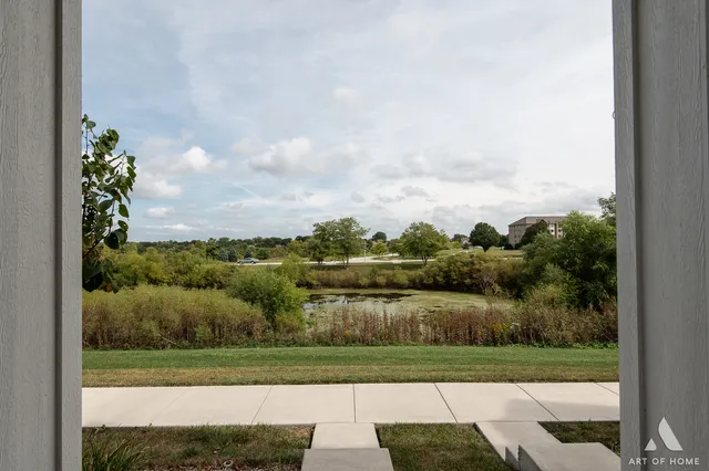 $363,000 | 14017 South Belmont Drive, Homer Glen, IL 60491