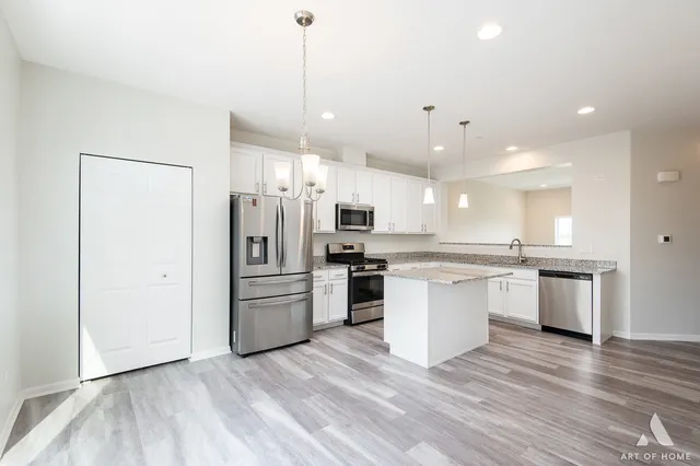 $363,000 | 14017 South Belmont Drive, Homer Glen, IL 60491