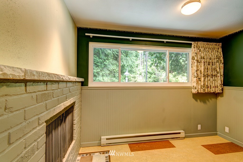 6900 Meadowdale Beach Road Edmonds, WA 98026 - Photo 16 of 21 Gallery Image 16