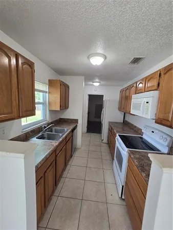 $1,595 | 9231 Antrim Street, Spring Hill, FL 34608