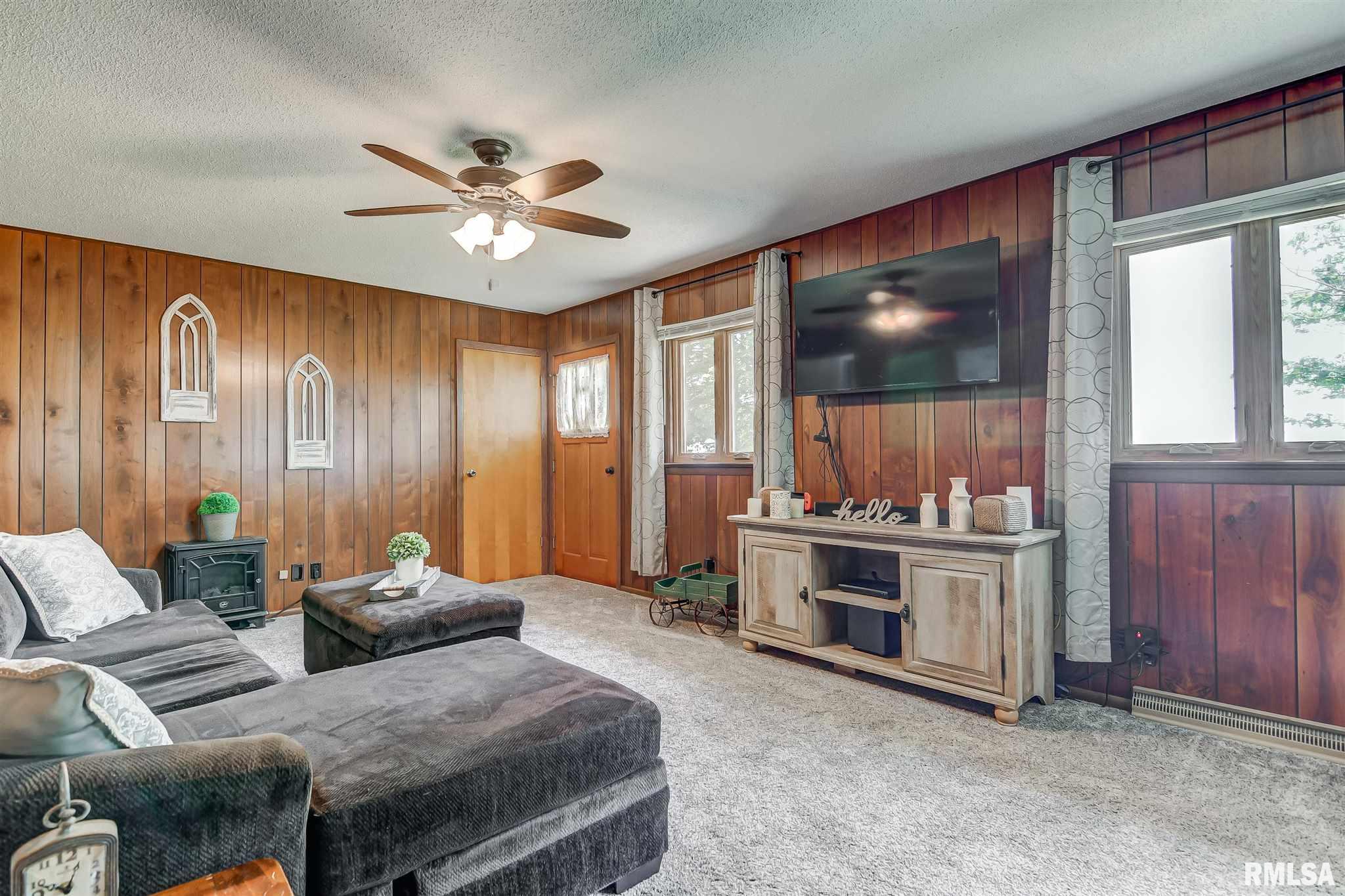 15501 Shanle Road Buffalo, IL 62515 - Photo 7 of 34 Gallery Image 7