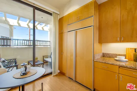 $2,195,000 | 11847 Gorham Avenue, Unit 403, Los Angeles, CA 90049