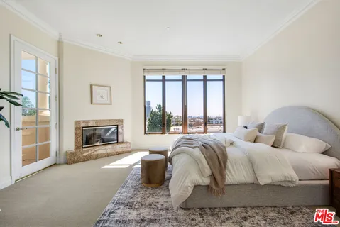 $2,195,000 | 11847 Gorham Avenue, Unit 403, Los Angeles, CA 90049