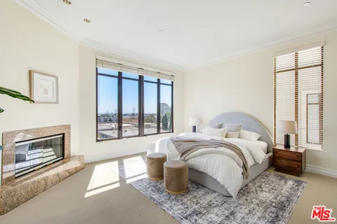 $2,195,000 | 11847 Gorham Avenue, Unit 403, Los Angeles, CA 90049