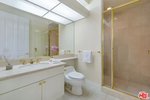 $2,195,000 | 11847 Gorham Avenue, Unit 403, Los Angeles, CA 90049