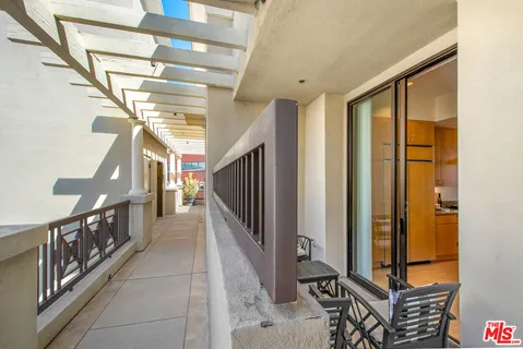 $2,195,000 | 11847 Gorham Avenue, Unit 403, Los Angeles, CA 90049