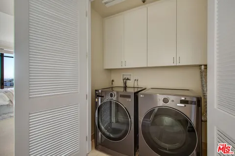 $2,195,000 | 11847 Gorham Avenue, Unit 403, Los Angeles, CA 90049
