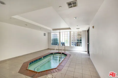 $2,195,000 | 11847 Gorham Avenue, Unit 403, Los Angeles, CA 90049