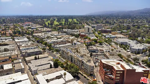 $2,195,000 | 11847 Gorham Avenue, Unit 403, Los Angeles, CA 90049