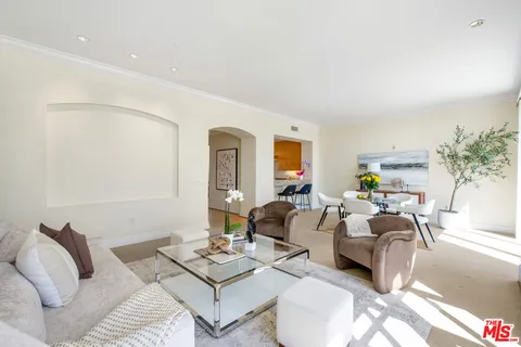 $2,195,000 | 11847 Gorham Avenue, Unit 403, Los Angeles, CA 90049