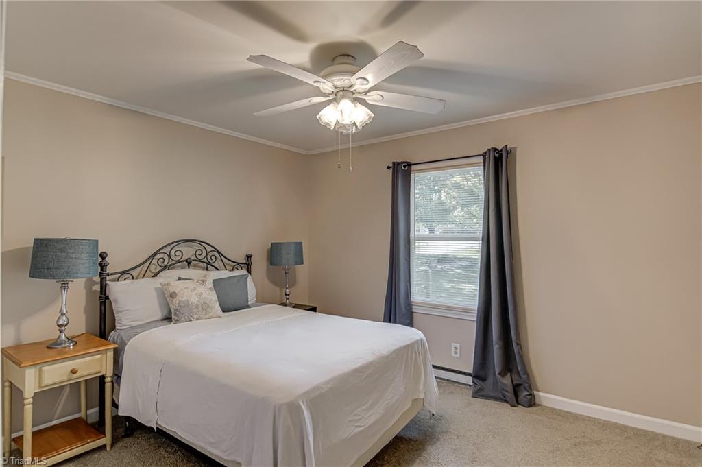 208 Mountain View Road King, NC 27021 - Photo 18 of 33