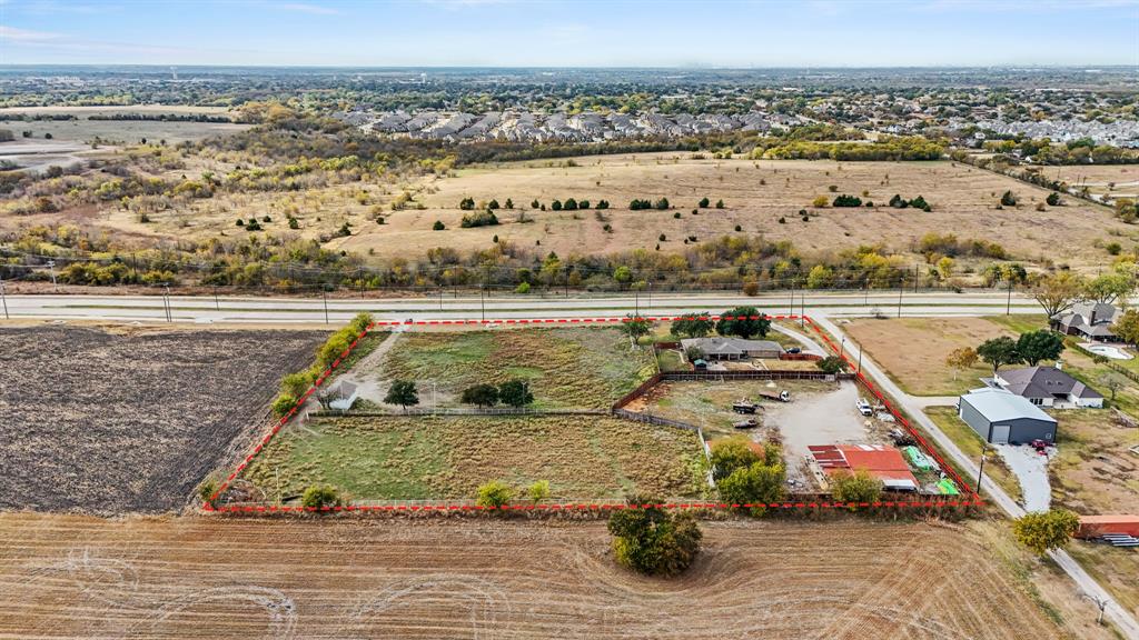 8614 Merritt Road Rowlett, TX 75089 - Photo 4 of 8 a view of a city