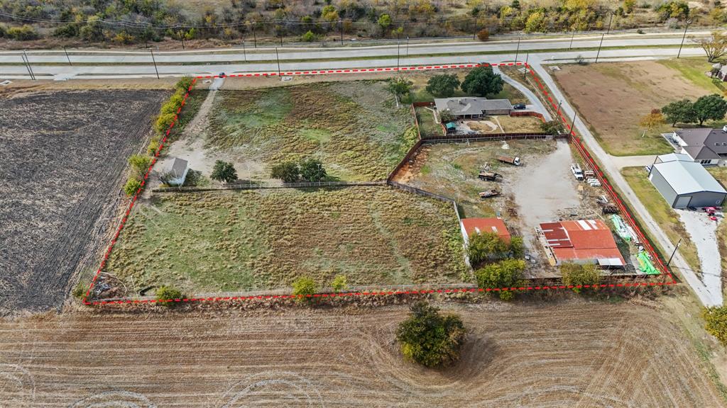 8614 Merritt Road Rowlett, TX 75089 - Photo 8 of 8 a view of a swimming pool and a yard