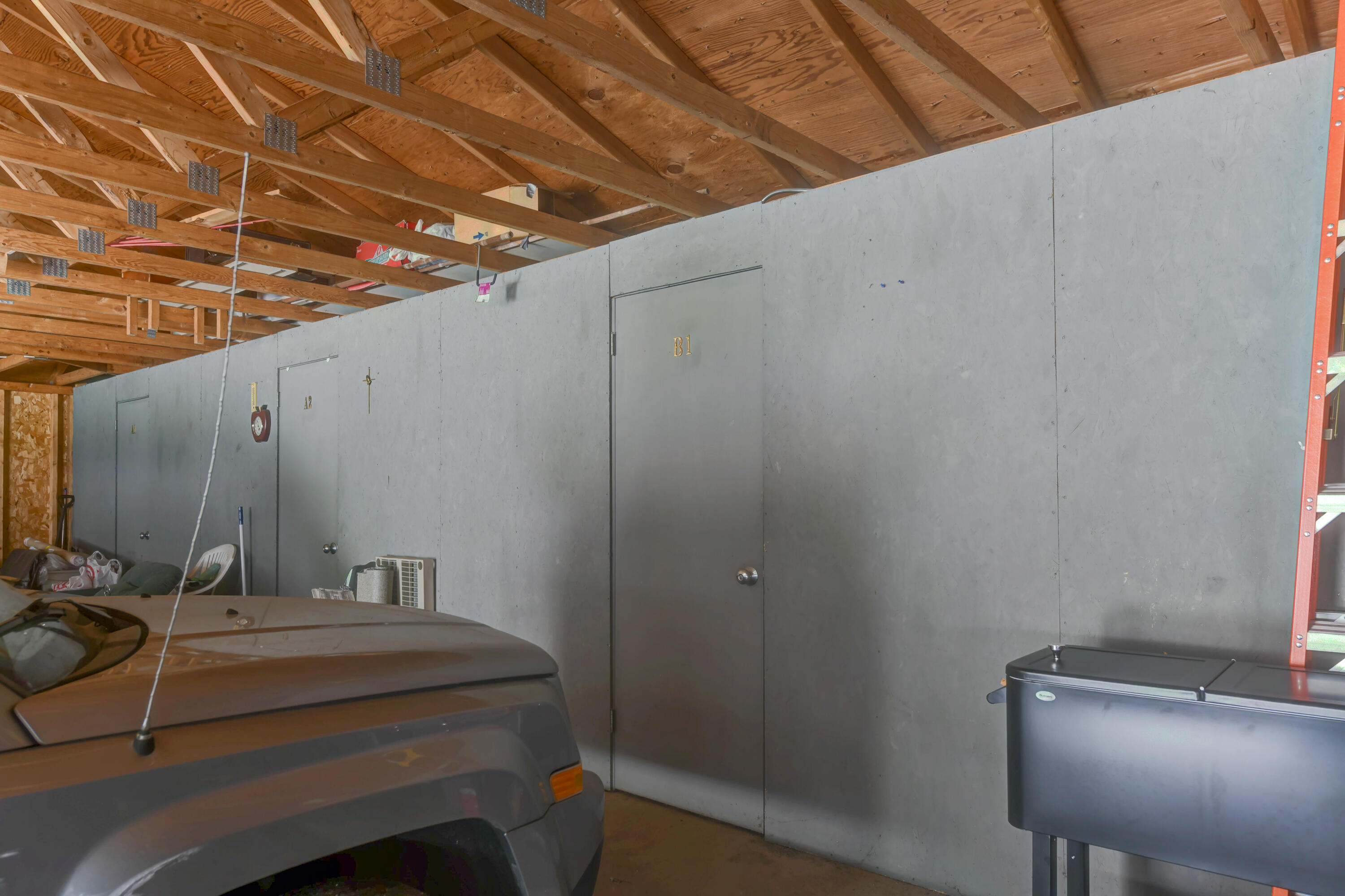 2740 Georgetowne Drive, Unit B1 Highland, IN 46322 - Photo 19 of 22 a bathroom with a sink and a mirror