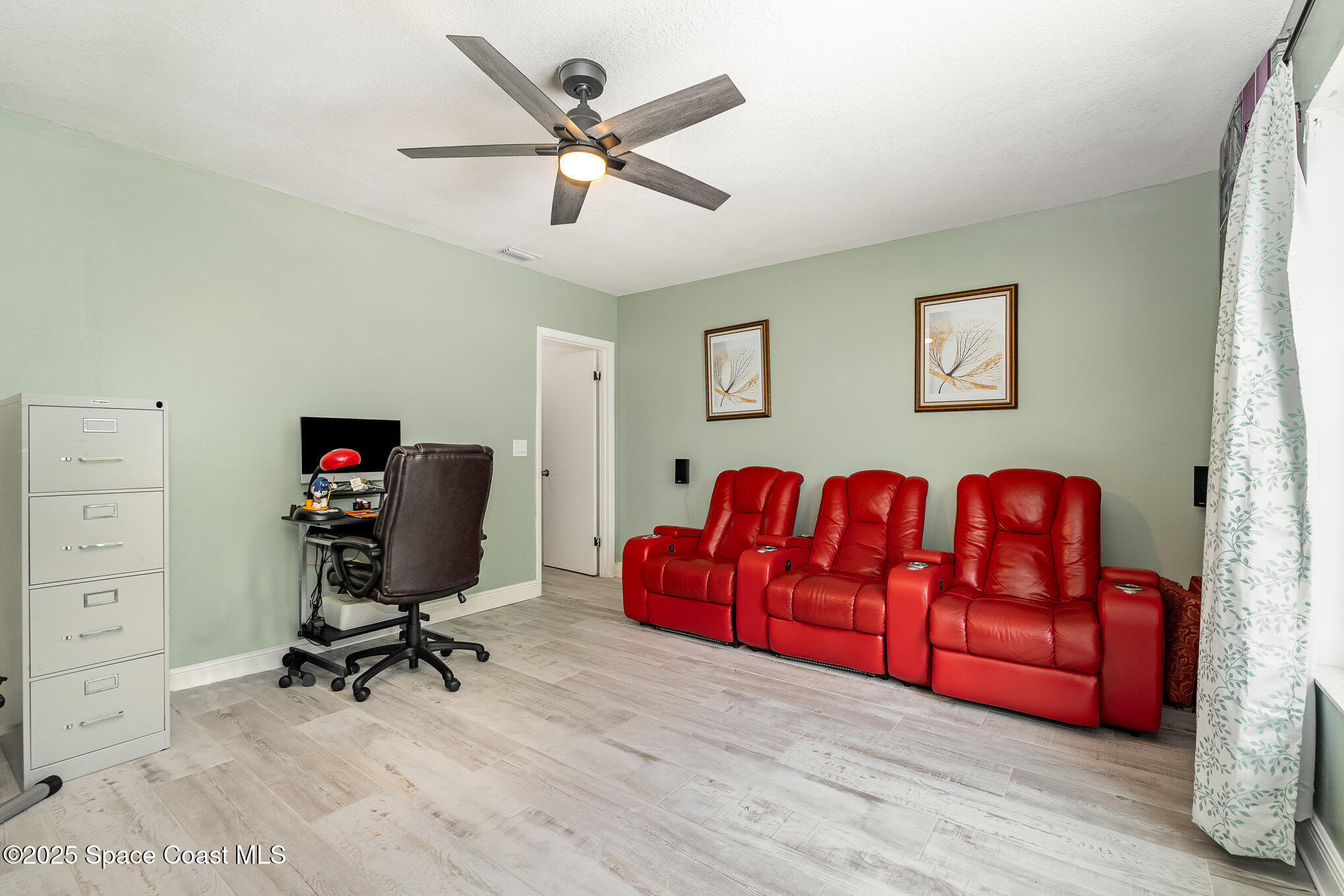 2858 Pembroke Road Melbourne, FL 32935 - Photo 15 of 27 017_dsc00092-edit_457