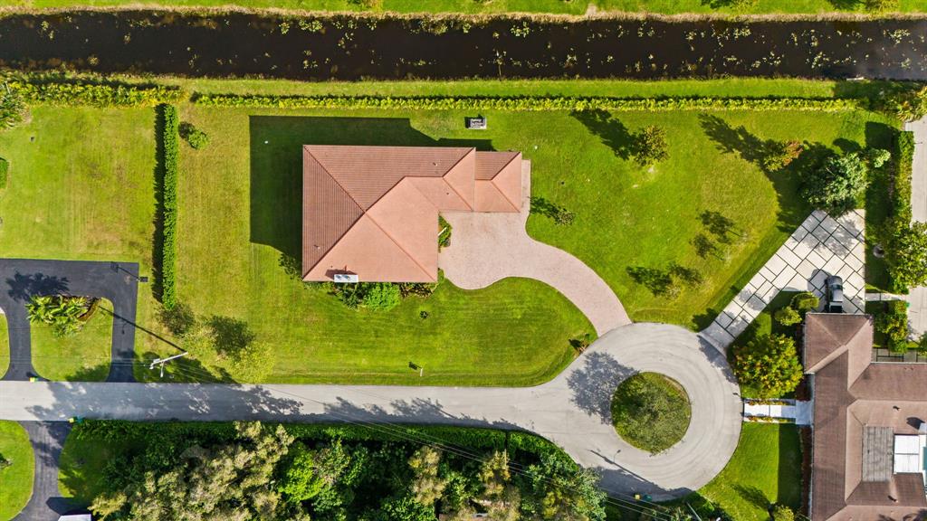 11621 Southwest 1st Street Plantation, FL 33325 - Photo 45 of 47 an aerial view of ocean residential house with outdoor space and garden