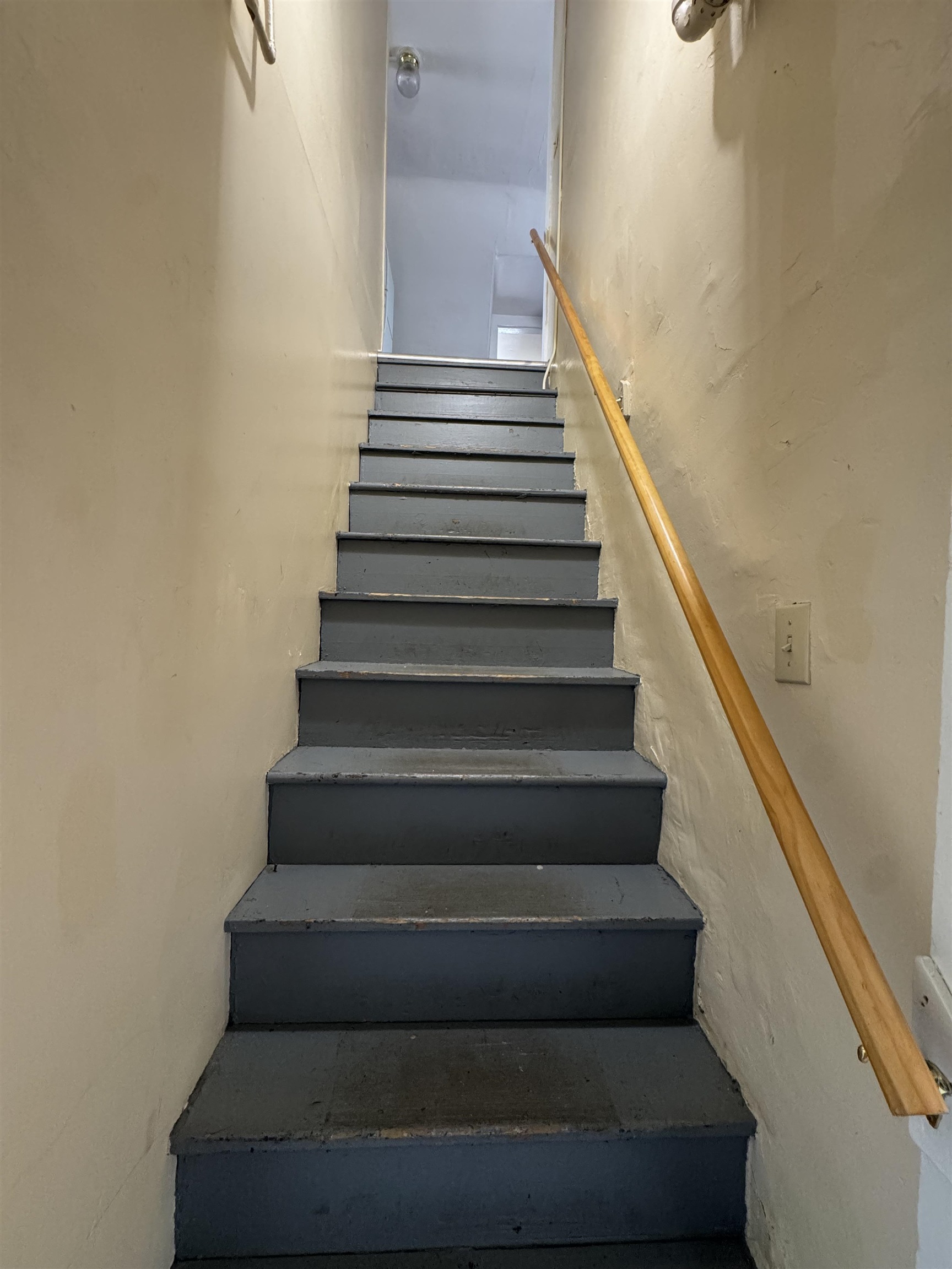 154 Washington Street, Unit 3 Keene, NH 03431 - Photo 4 of 12