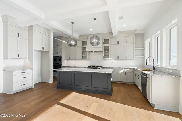 $1,695,000 | 1503 Riverview Terrace, Wilmington, NC 28401