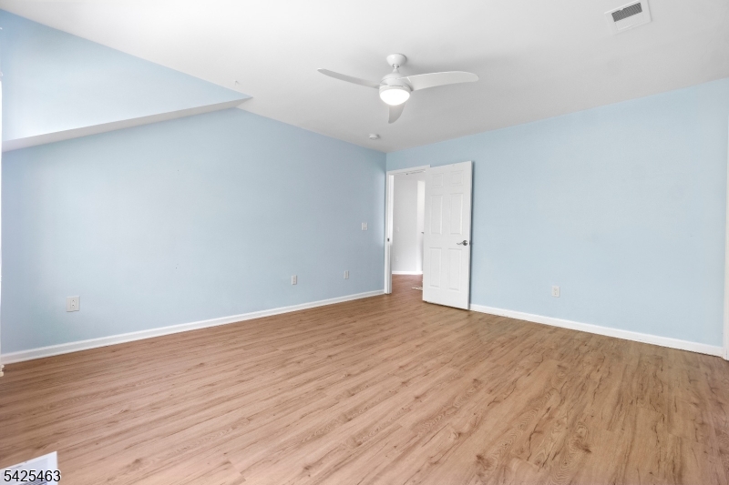 40 Four Oaks Road, Unit 40 Bedminster, NJ 07921 - Photo 16 of 28