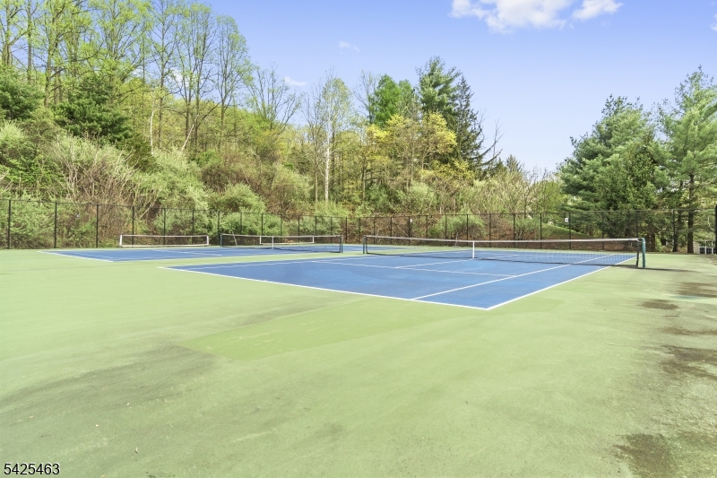 40 Four Oaks Road, Unit 40 Bedminster, NJ 07921 - Photo 5 of 28