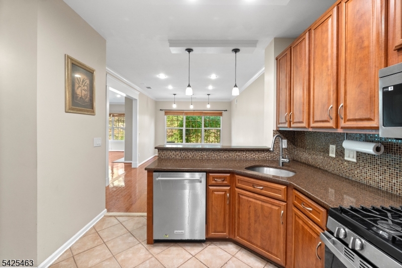 40 Four Oaks Road, Unit 40 Bedminster, NJ 07921 - Photo 9 of 28