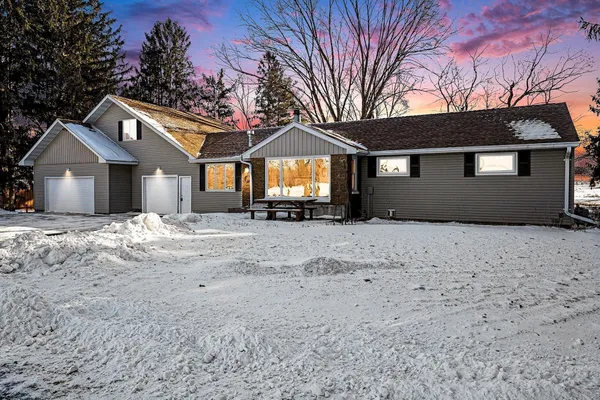 $473,800 | 1985 County Road J, Baldwin, WI 54002