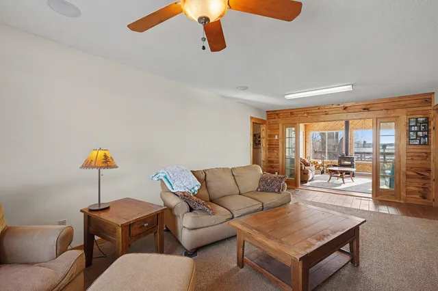 $460,000 | 1985 County Road J, Baldwin, WI 54002