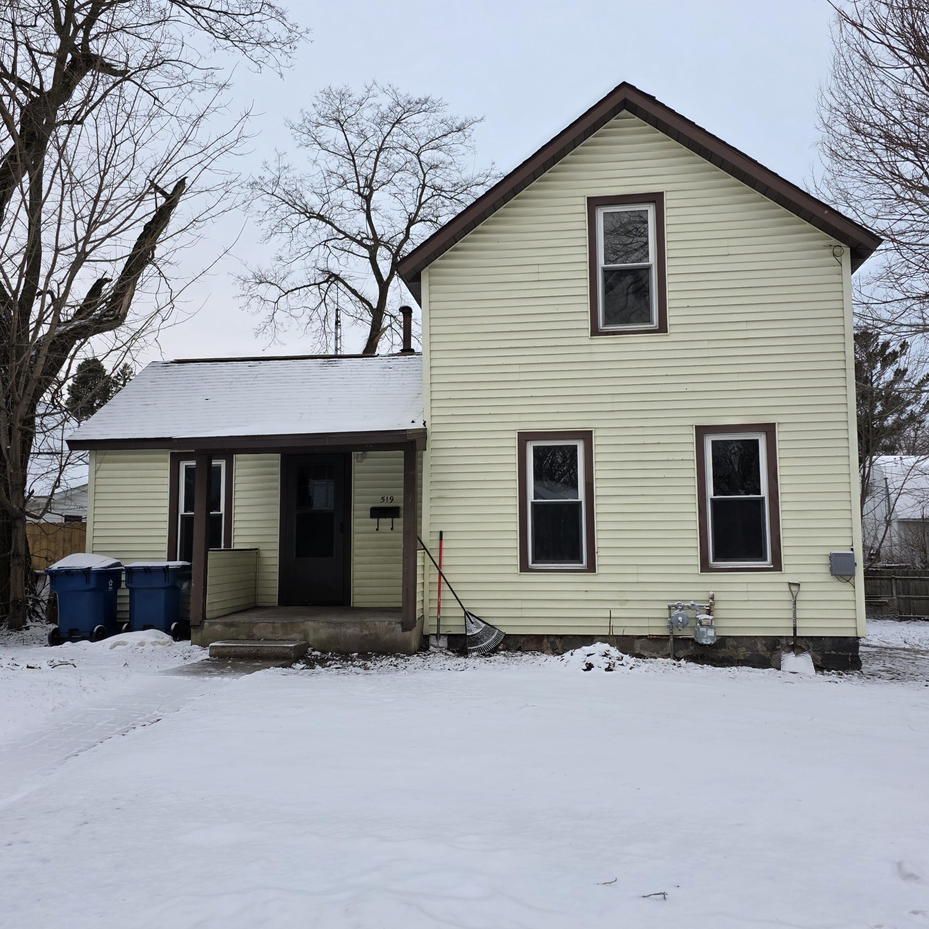 519 Union Street Hart, MI 49420 - Photo 2 of 26 20260221_081706