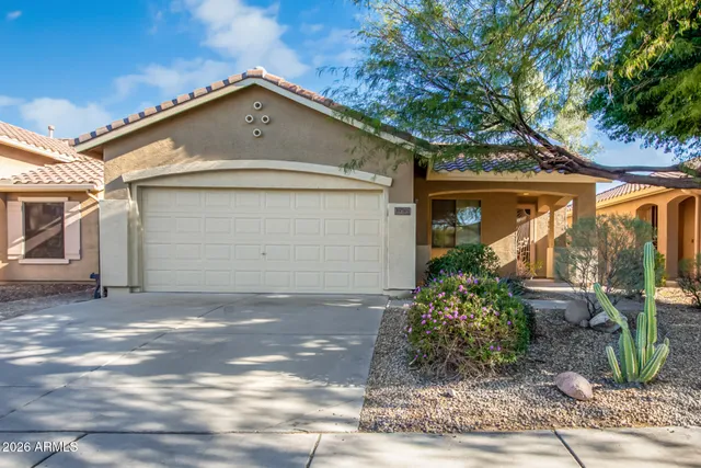 $2,200 | 39745 North Cross Timbers Way, Anthem, AZ 85086