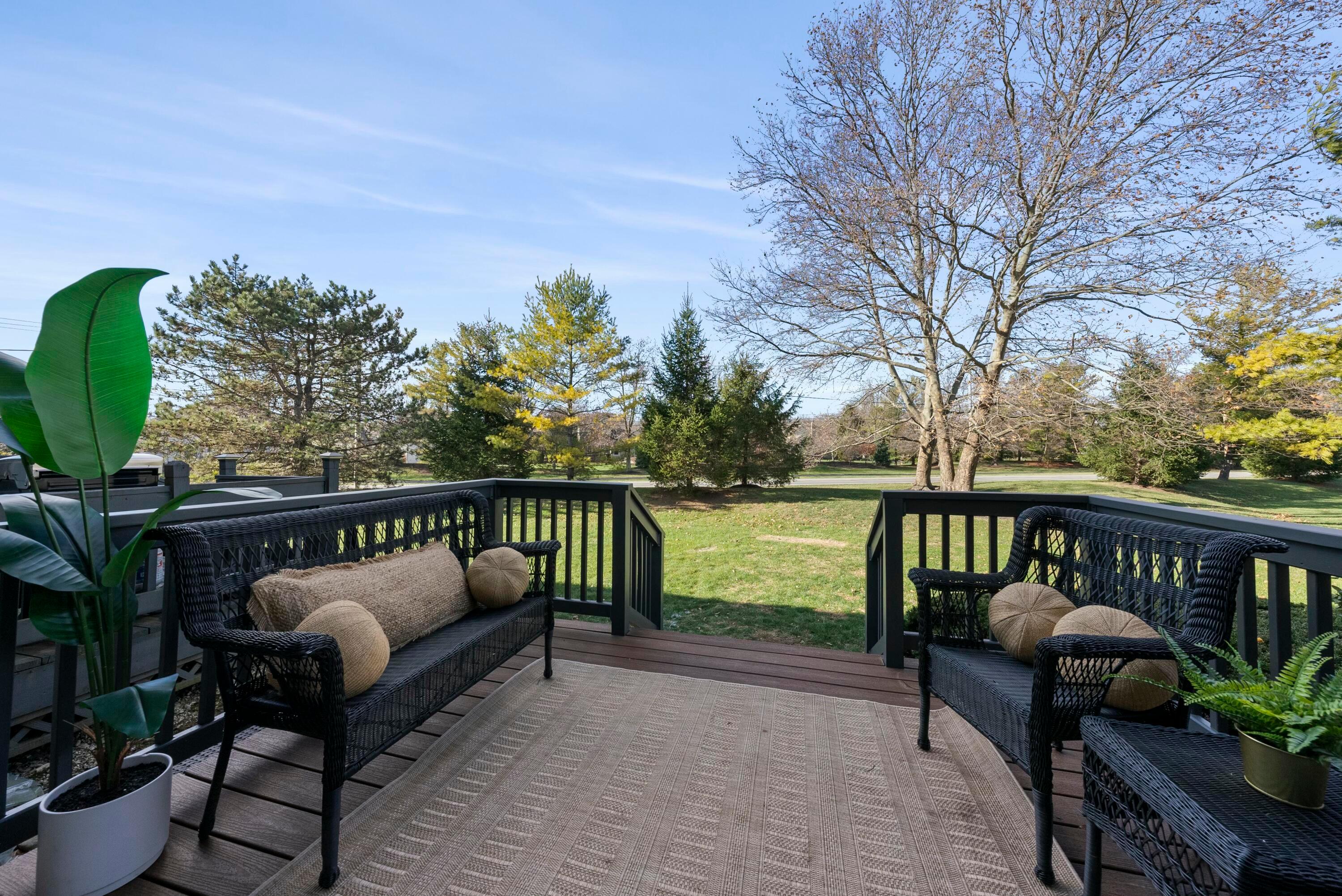 6908 Avery Road Dublin, OH 43017 - Photo 26 of 34 Exterior Patio