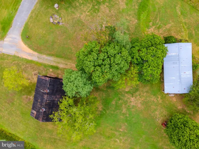 $499,000 | 2485 Potomac Road, Berkeley Springs, WV 25411