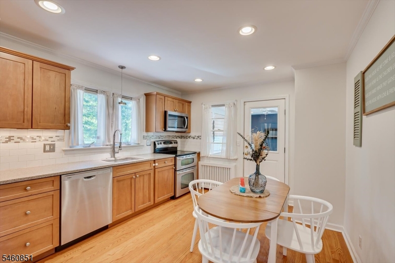 325 Triangle Road Hillsborough, NJ 08844 - Photo 12 of 35 Gallery Image 12