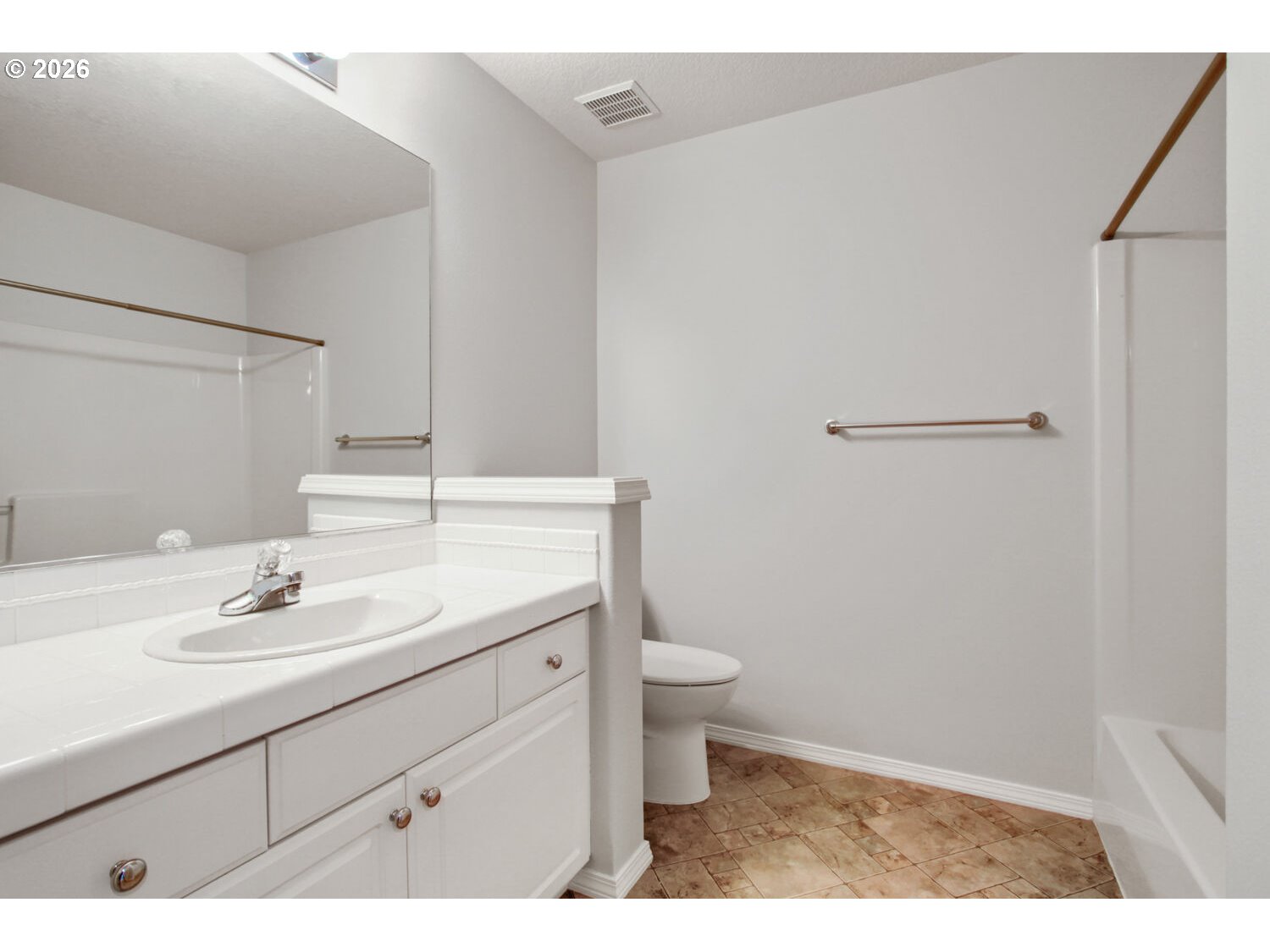 22020 Southwest Grahams Ferry Road, Unit C Tualatin, OR 97062 - Photo 16 of 31