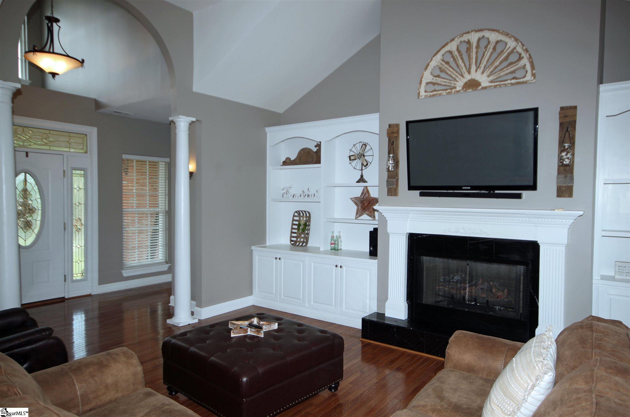 395 Griffin Mill Road Pickens, SC 29671 - Photo 3 of 25