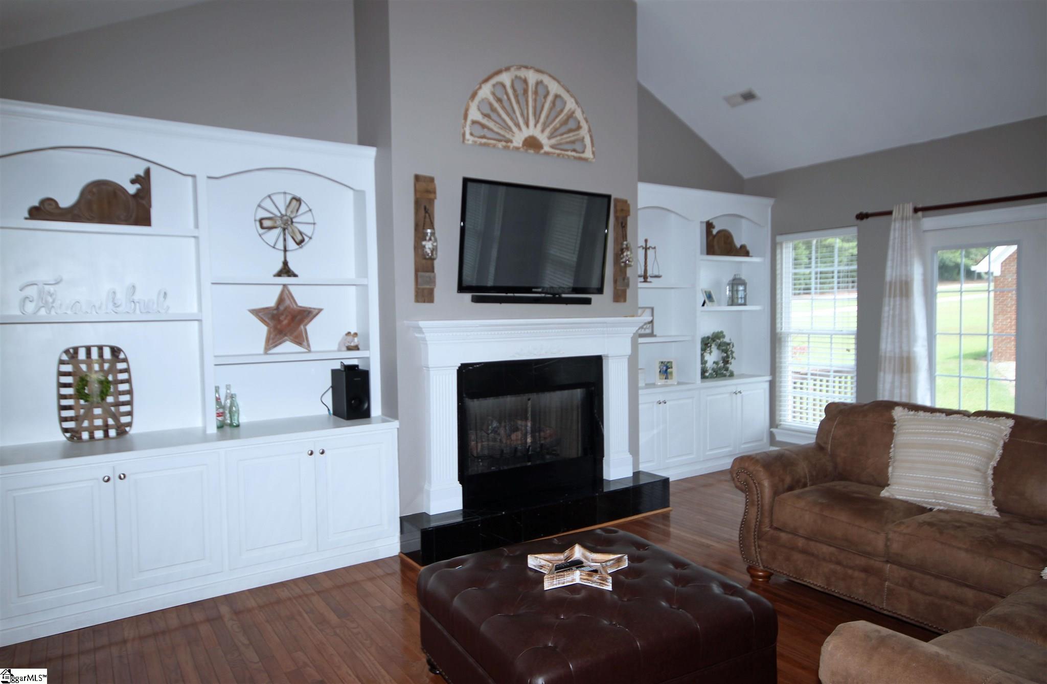 395 Griffin Mill Road Pickens, SC 29671 - Photo 4 of 25