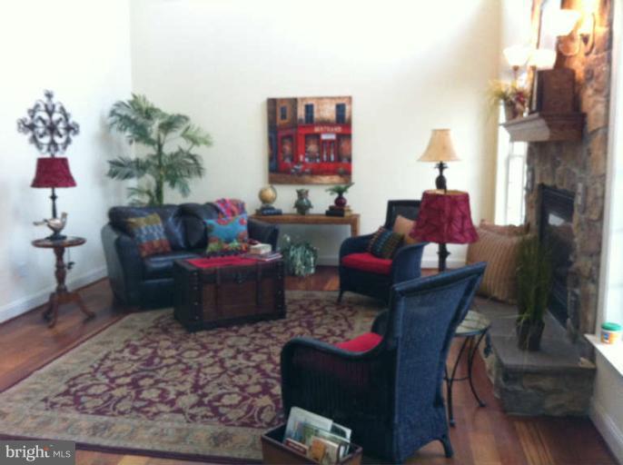 1151 Muse Road Gore, VA 22637 - Photo 7 of 30 Living Room