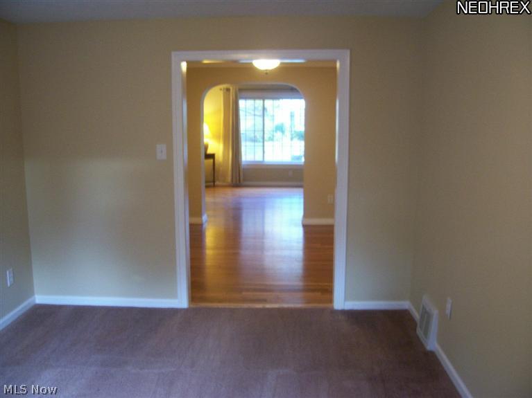 860 Beverly Road Cleveland Heights, OH 44121 - Photo 12 of 24 Gallery Image 12