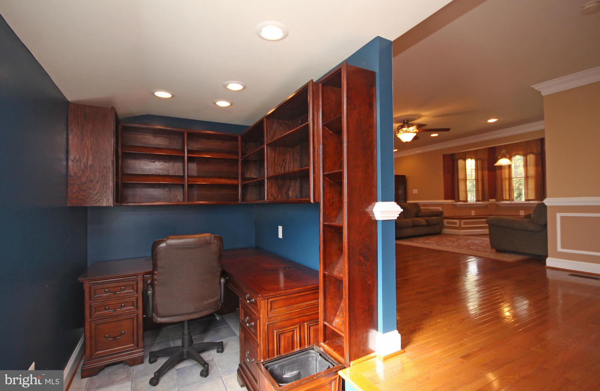 7301 Family Acres Road Hanover, MD 21076 - Photo 13 of 30 Office