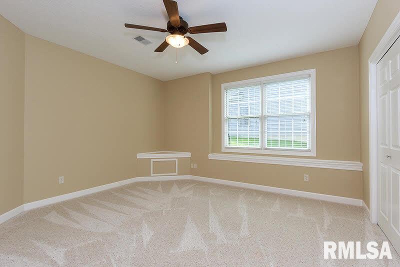 5386 Hugo Road Bettendorf, IA 52722 - Photo 14 of 24 Gallery Image 14