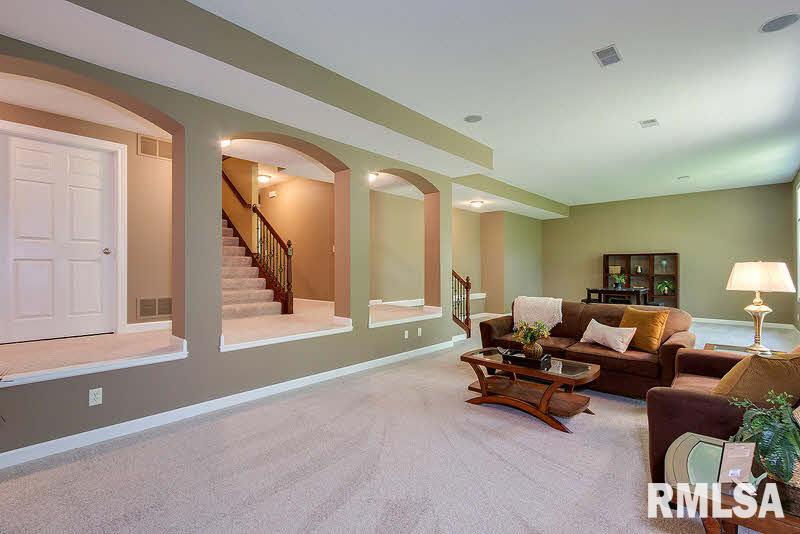 5386 Hugo Road Bettendorf, IA 52722 - Photo 20 of 24 Gallery Image 20
