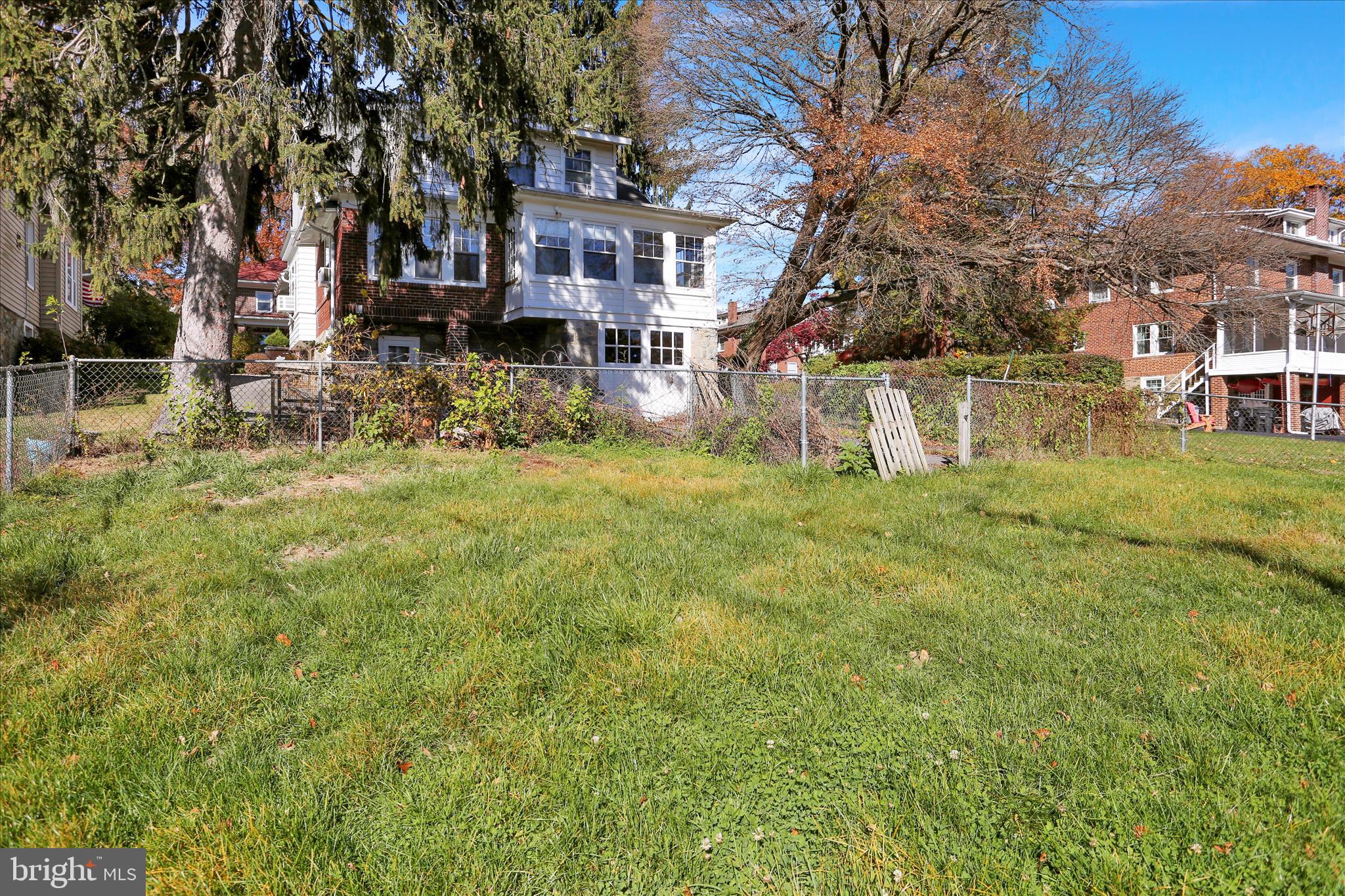 505 Brighton Avenue Reading, PA 19606 - Photo 30 of 35 Yard