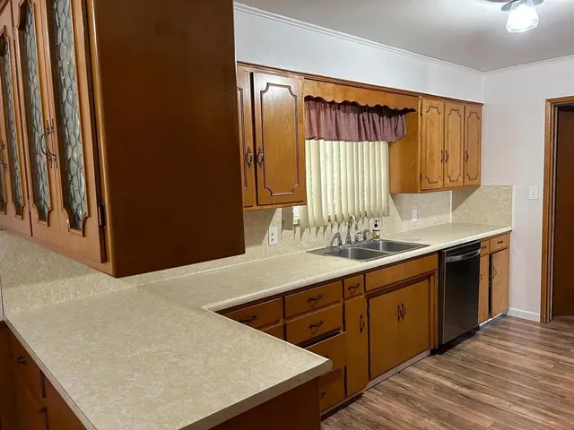 $1,049,000 | 500 East Hawkeye Avenue, Turlock, CA 95380