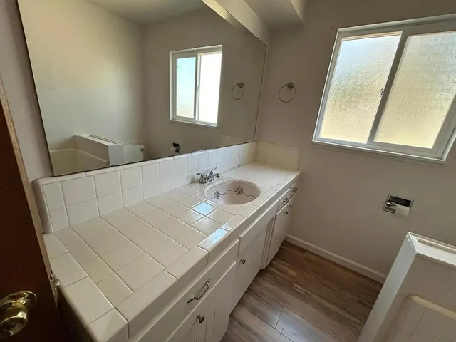 $1,049,000 | 500 East Hawkeye Avenue, Turlock, CA 95380