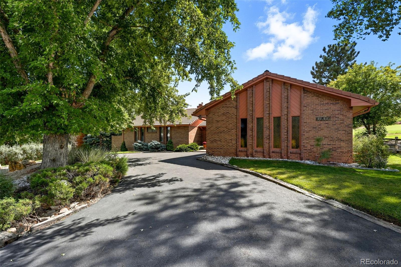 16066 Ridge Tee Drive Morrison, CO 80465 - Photo 8 of 41